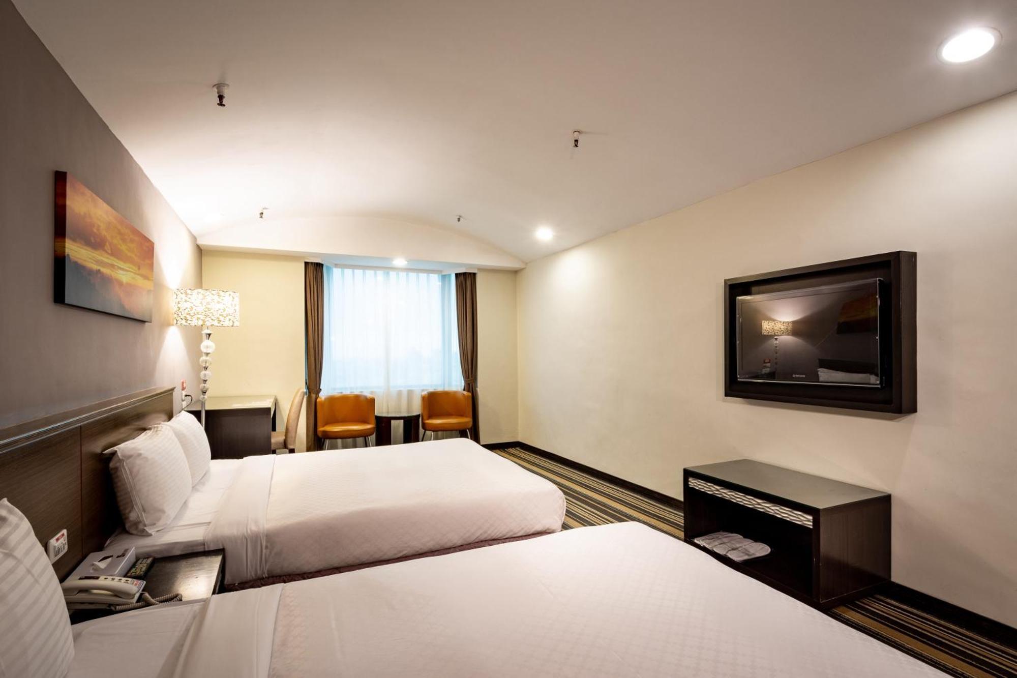 Yoyo Hotel Chiayi Buitenkant foto