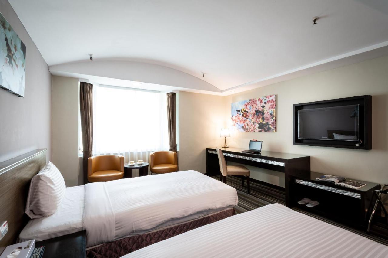 Yoyo Hotel Chiayi Buitenkant foto